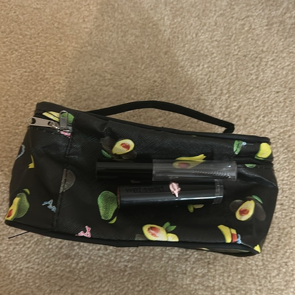 Avocado zip top make up tote bundle - Picture 8 of 12